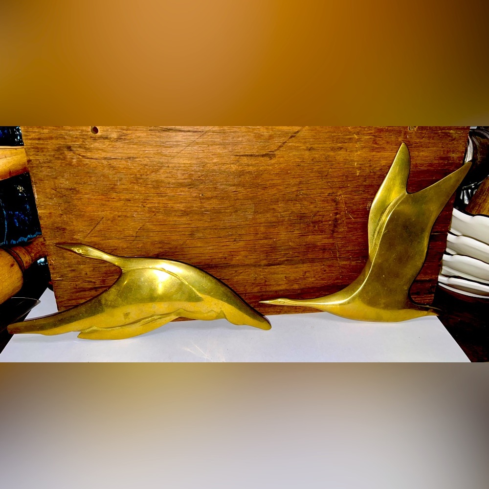 Vtg Pair of brass birds in flight wall decor